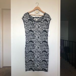 Max Studio Short Sleeve Sweater Dress